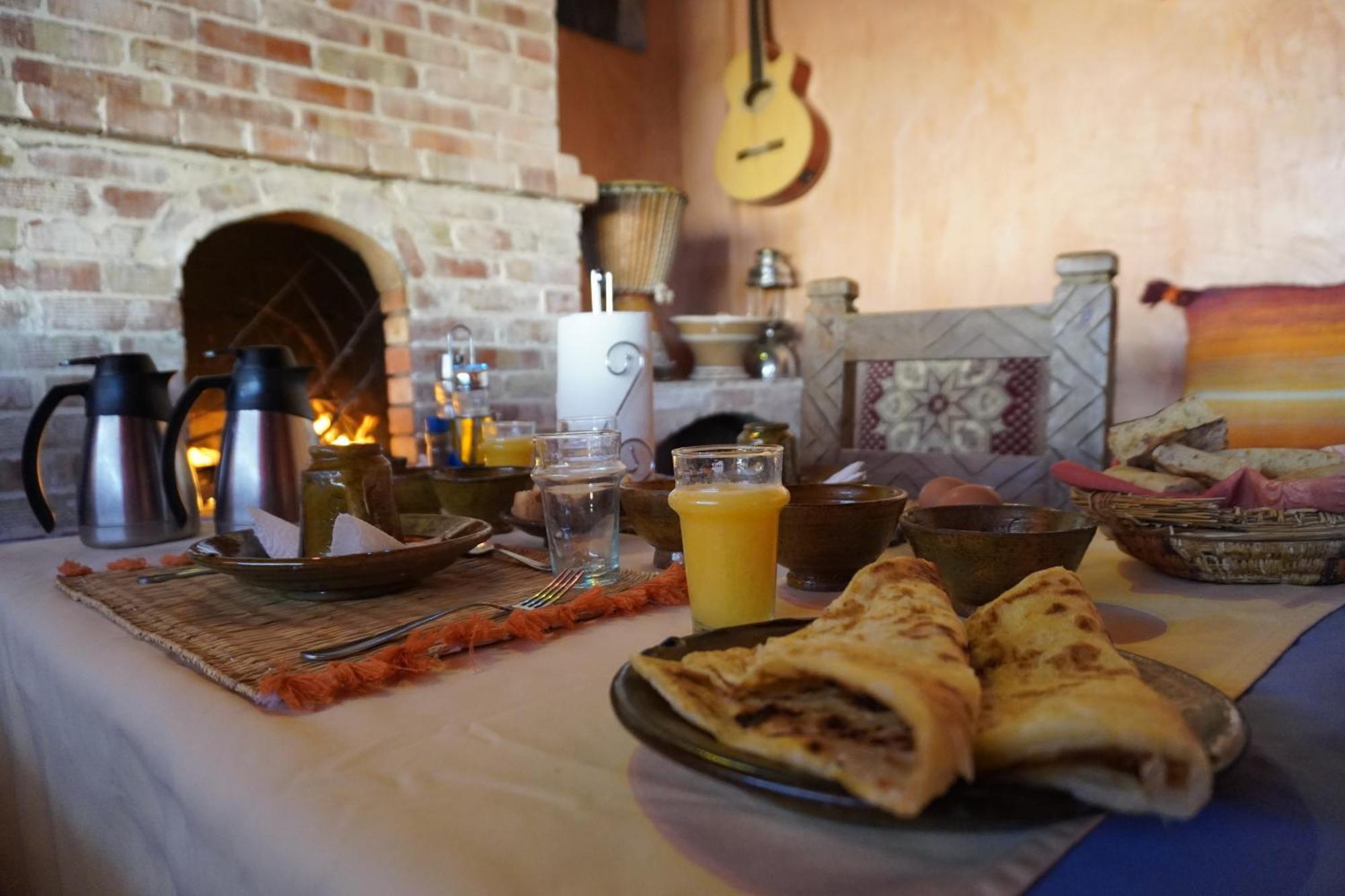 Hotel La Kasbah Elkhorbat Muxu Berbere Asrir  Exterior foto